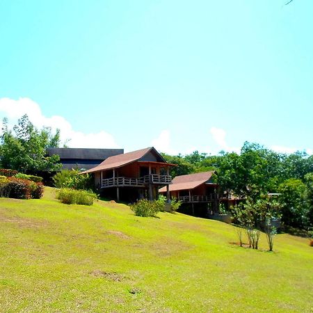 The Cliff & River Jungle Resort Phanom Extérieur photo