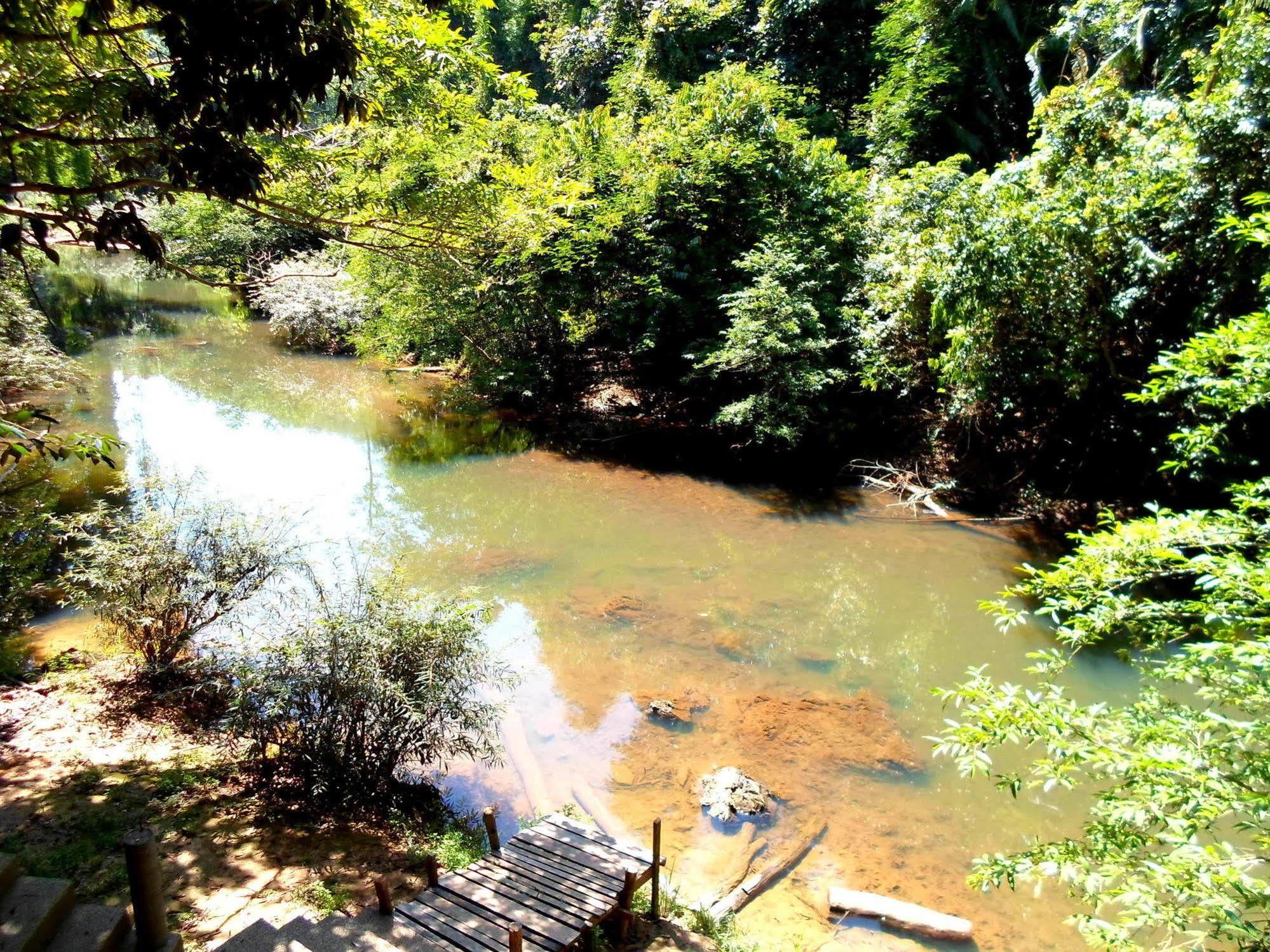 The Cliff & River Jungle Resort Phanom Extérieur photo